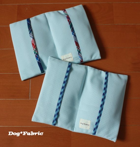 画像3: Hinyari pillow（blue~mizuiro check〜） (3)