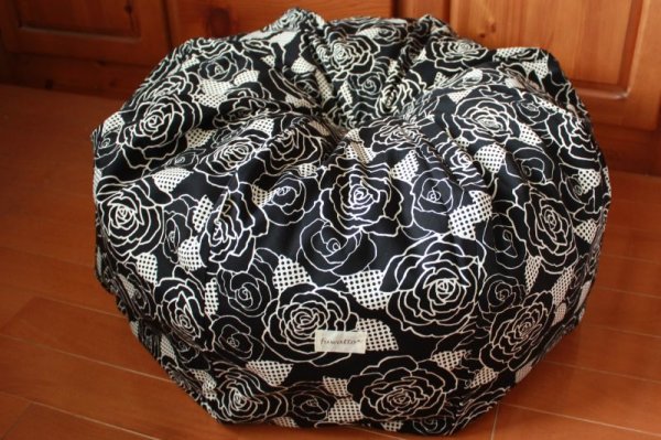 画像1: 【SALE】“fuwatto*”クッションカバー（black rose) (1)